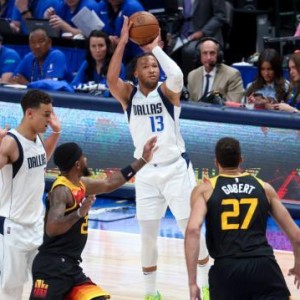 半岛体育-煮熟的鸭子又飞了！爵士旧疾再现系列赛局势或偏转