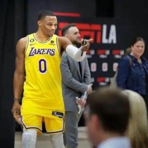 半岛体育官方网站-韦少：球队若不喜欢我很正常 会做对球队有利的事