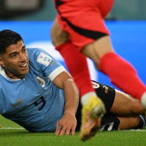 半岛体育-首发出战几乎毫无亮点，苏亚雷斯已有油尽灯枯之感